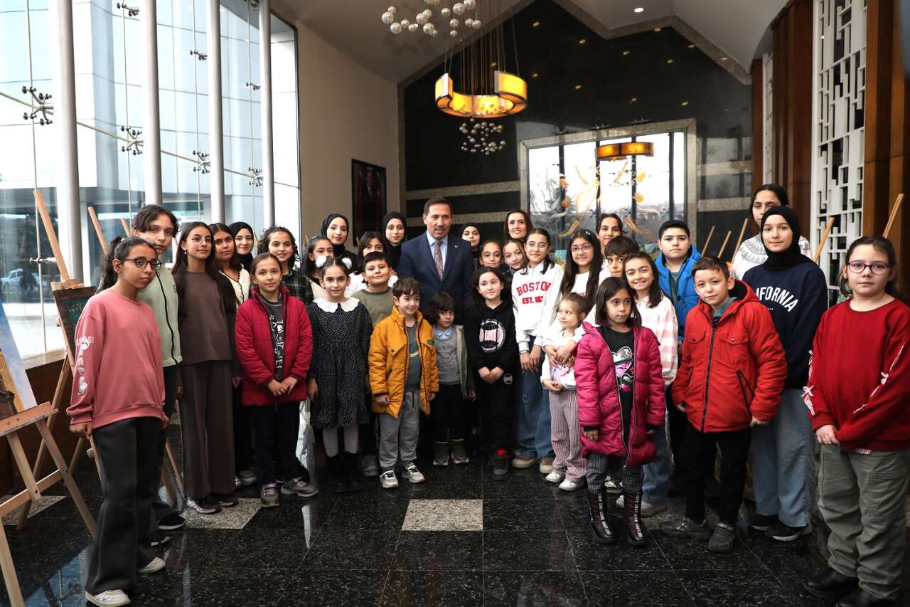 Konya’da genç yeteneklerin eserleri sanatseverlerle buluştu 8